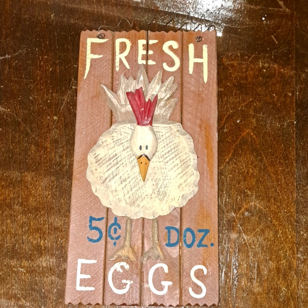 Country farm fresh eggs sign